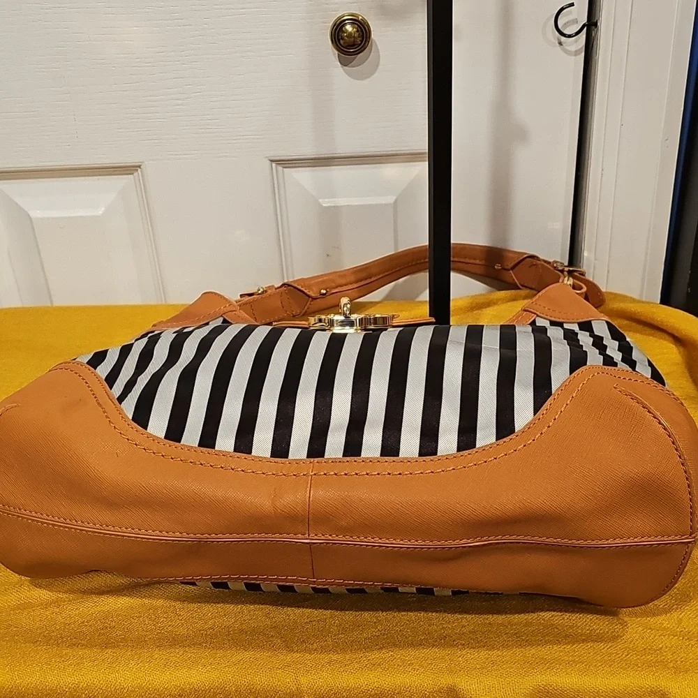 Henri Bendel Miss Bendel Hobo Shoulder Bag MSRP $298 NWT!